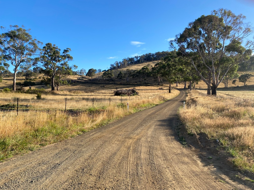 This image has an empty alt attribute; its file name is img-0854.jpg